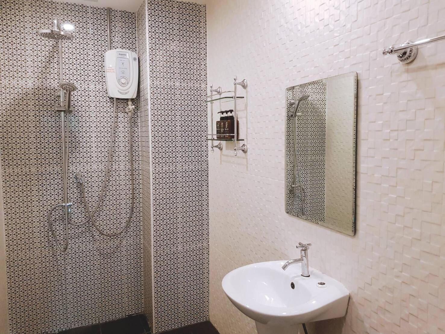 Villa San Pee Seua - Sha Extra Plus Chiang Mai Room photo